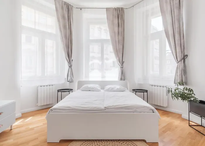 Prague Days - Elegant Studios Near Wenceslas Square