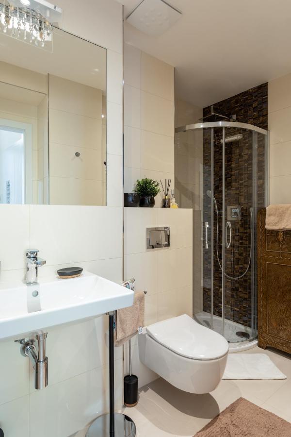 Apartment Days - Elegant Near Wenceslas Square Prague